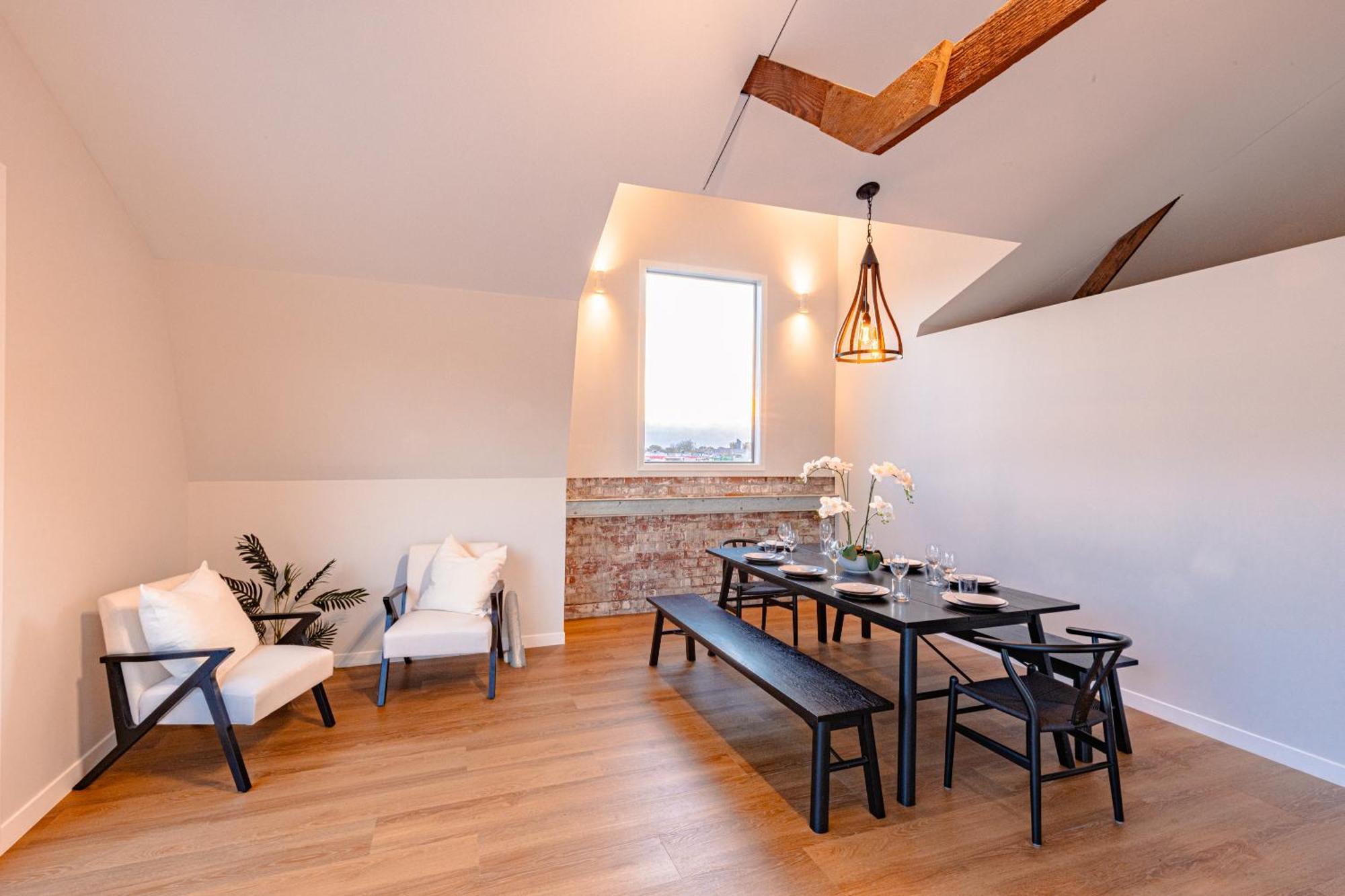 וונגאנואי Johnston Apartments - Award-Winning Building, Your Unforgettable Stay מראה חיצוני תמונה
