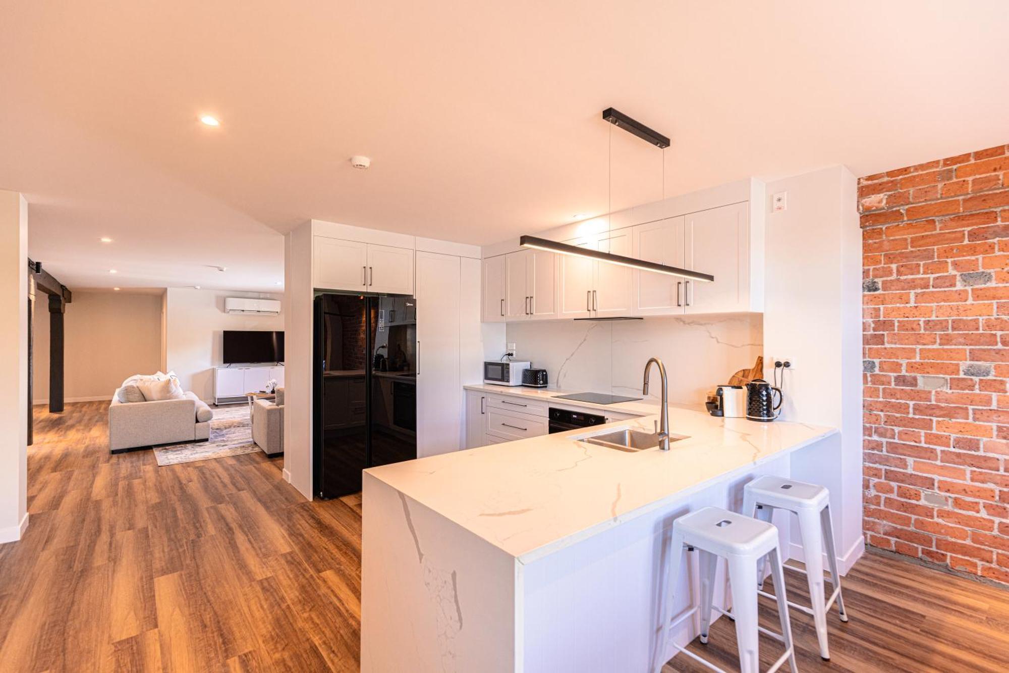 וונגאנואי Johnston Apartments - Award-Winning Building, Your Unforgettable Stay מראה חיצוני תמונה